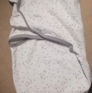 Brand New Amazing Baby Sterling Confetti Swaddler